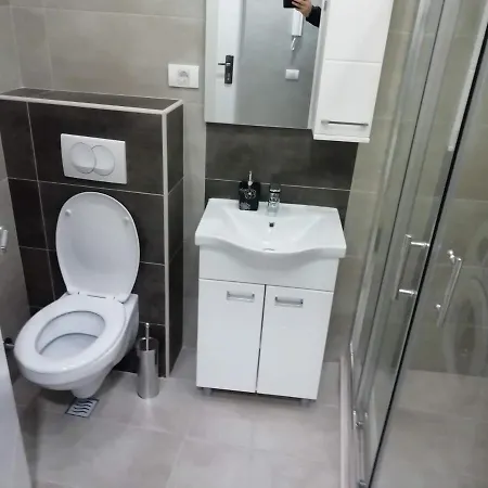 Elena Lux Apartman *